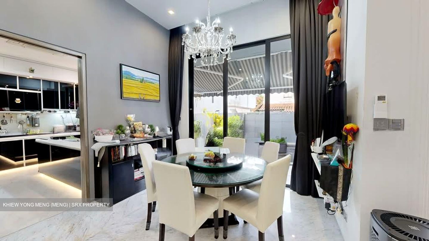 Flower Road (D19), Semi-Detached #573745551
